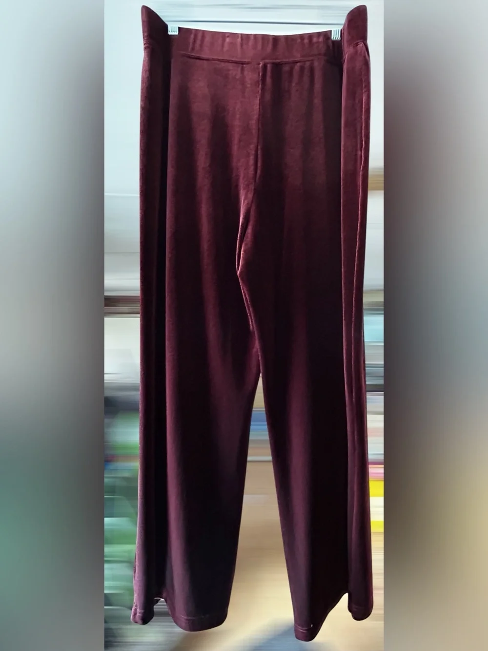 READ DESCRIPTIONSusan Graver Velvet Button-Up Fancy Lounge Set in Deep Burgundy
